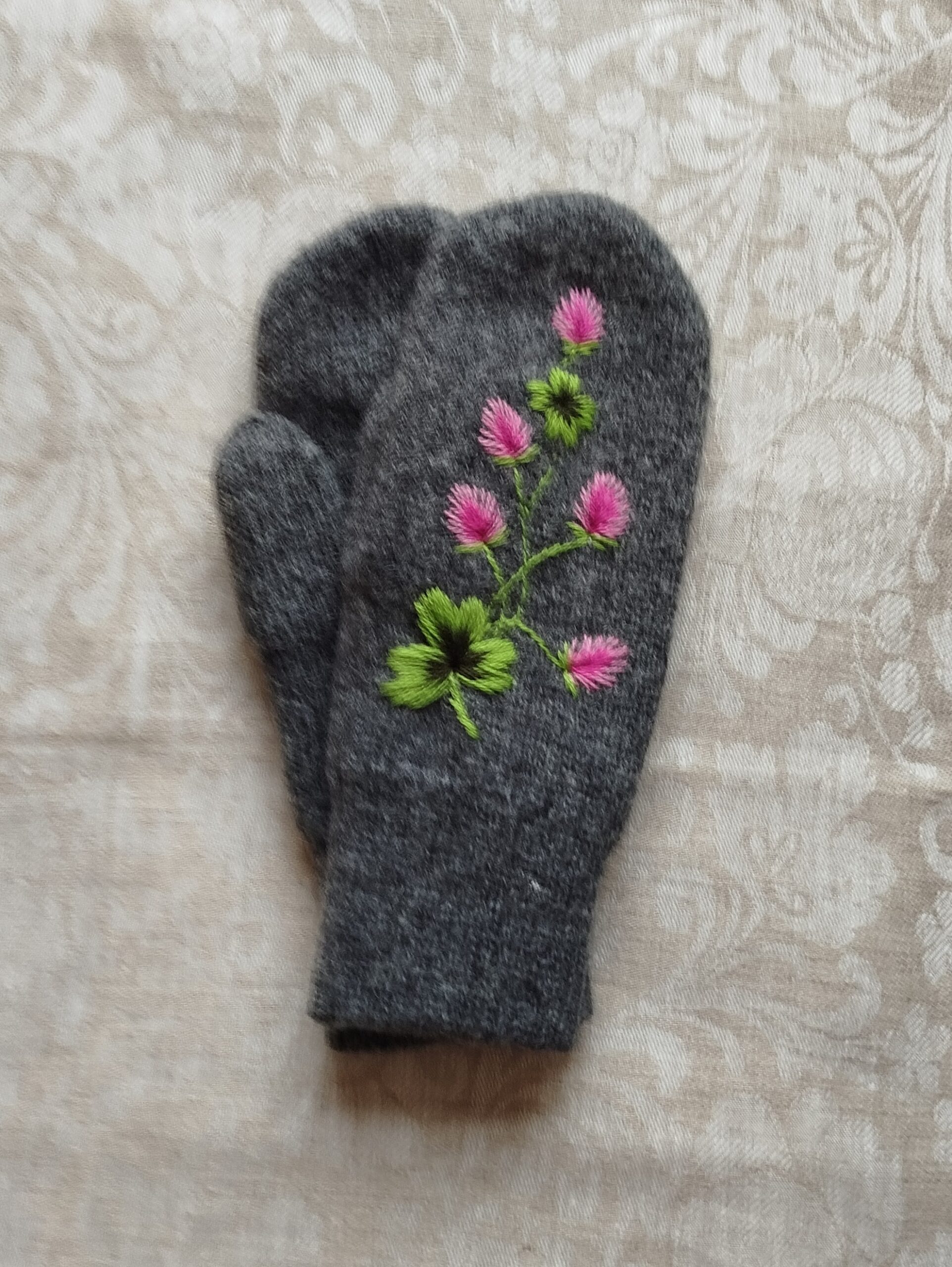 Ristikheinaga topeltlabakud