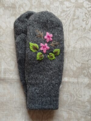 Lilledega topeltlabakud