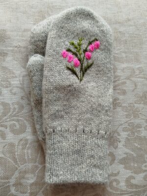 Lilledega topeltlabakud